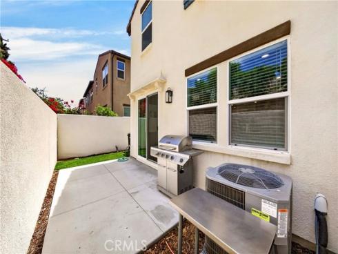 306 Vista 103 Drive, La Habra, CA
