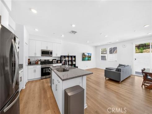 306 Vista 103 Drive, La Habra, CA
