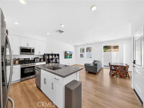 306 Vista 103 Drive, La Habra, CA