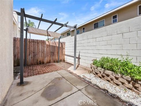 186 S Idaho Street, La Habra, CA