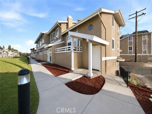981 W Imperial Hwy #23 , La Habra, CA