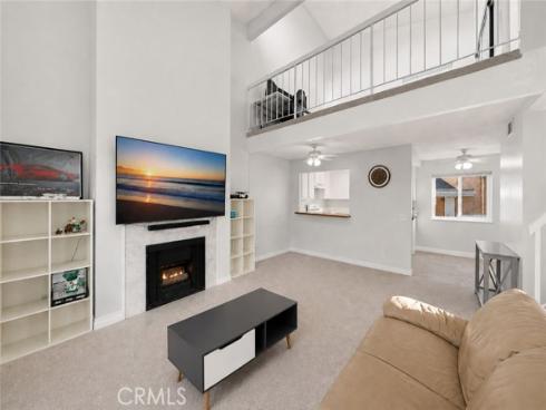 981 W Imperial Hwy #23 , La Habra, CA