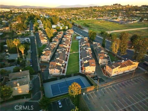 981 W Imperial Hwy #23 , La Habra, CA