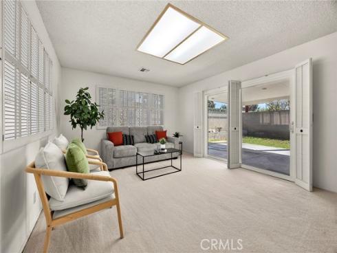 341 E Parkwood Ave , La Habra, CA
