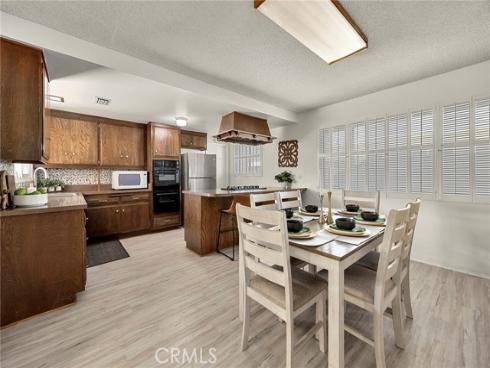 341 E Parkwood Ave , La Habra, CA