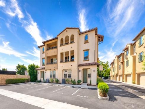 1220 W. La Habra Blvd. 502 , La Habra, CA