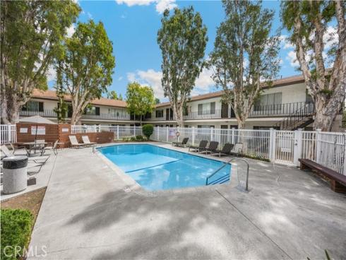 1300 W Lambert 10 , La Habra, CA