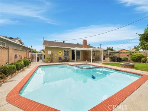 2631 Rainier , La Habra, CA