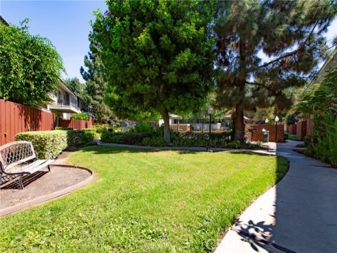 991 S Idaho 113 Street, La Habra, CA