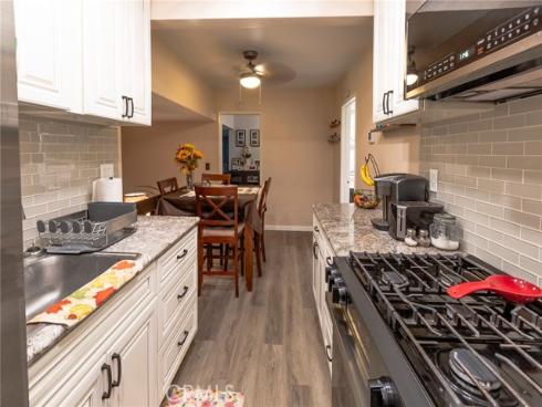 991 S Idaho 113 Street, La Habra, CA