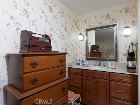 5842 Crestview , La Palma, CA