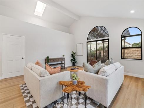 5271 Niguel , La Palma, CA