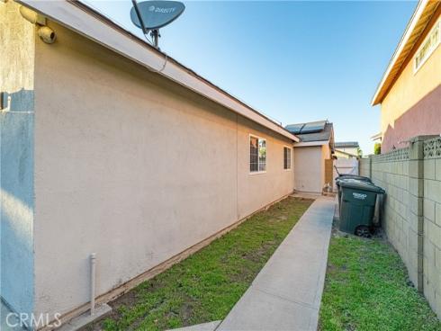 5692  Conifer  , La Palma, CA