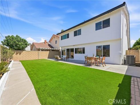 5781 Park West , La Palma, CA