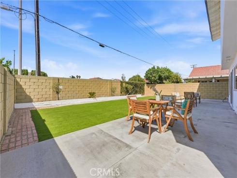 5781 Park West , La Palma, CA