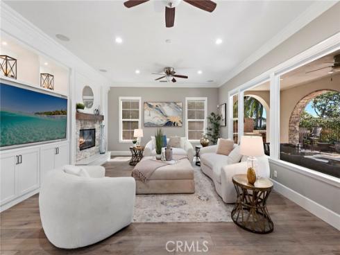 19 Dennis Lane , Ladera Ranch, CA