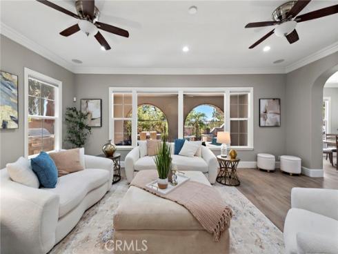 19 Dennis Lane , Ladera Ranch, CA