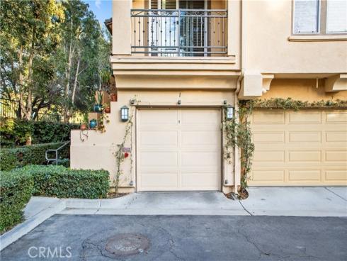 1 Baccus , Ladera Ranch, CA