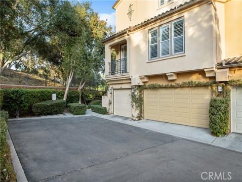 1 Baccus , Ladera Ranch, CA
