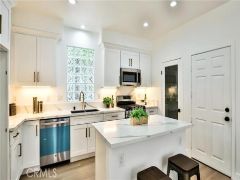 20 First Street, Ladera Ranch, CA