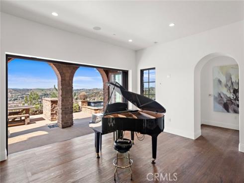 7  Broken Arrow  , Ladera Ranch, CA