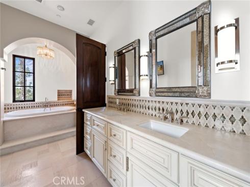 7  Broken Arrow  , Ladera Ranch, CA