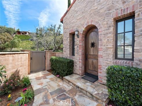 7  Broken Arrow  , Ladera Ranch, CA