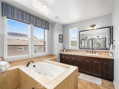 7  Waltham   Road, Ladera Ranch, CA