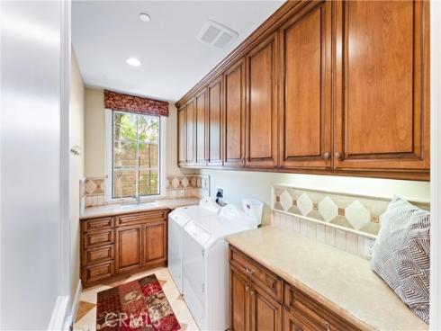 19  Fox Hole   Road, Ladera Ranch, CA