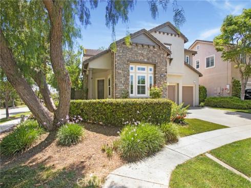 25 Bellflower Street, Ladera Ranch, CA