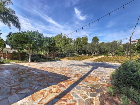 1 Lennox Court, Ladera Ranch, CA