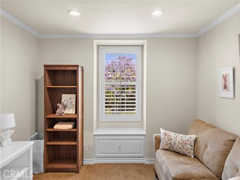 14 Downing Street, Ladera Ranch, CA