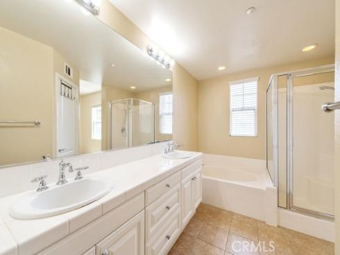 32  Clifford   Lane, Ladera Ranch, CA