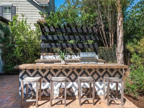 9  Baudin Cir  , Ladera Ranch, CA