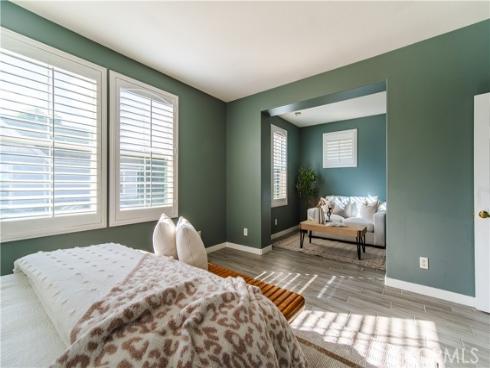 21  Thorp  , Ladera Ranch, CA