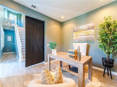 21  Thorp  , Ladera Ranch, CA