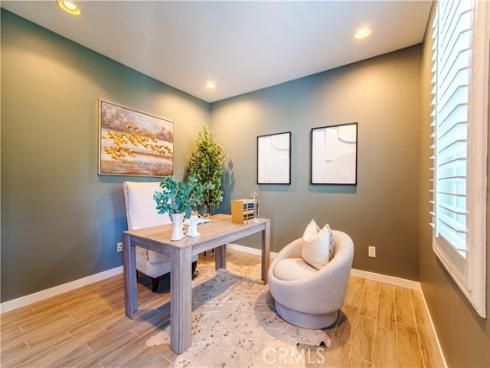 21  Thorp  , Ladera Ranch, CA