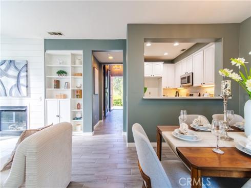 21  Thorp  , Ladera Ranch, CA