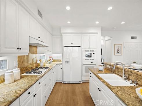 15 Sleepy Hollow , Ladera Ranch, CA