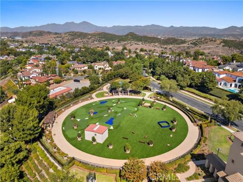 15 Sleepy Hollow , Ladera Ranch, CA