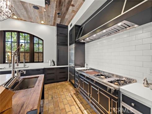 12  Thomas   Road, Ladera Ranch, CA