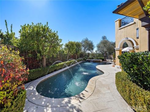 12  Thomas   Road, Ladera Ranch, CA