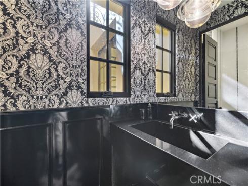 12  Thomas   Road, Ladera Ranch, CA