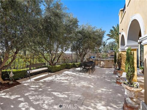 12  Thomas   Road, Ladera Ranch, CA