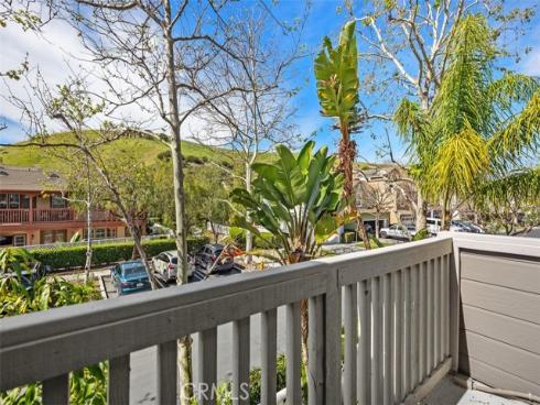 11  Oatfield Farm  , Ladera Ranch, CA