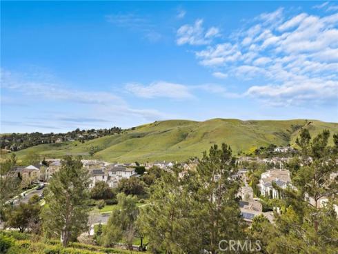 33  Christopher   Street, Ladera Ranch, CA