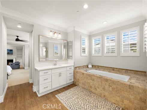 33  Christopher   Street, Ladera Ranch, CA