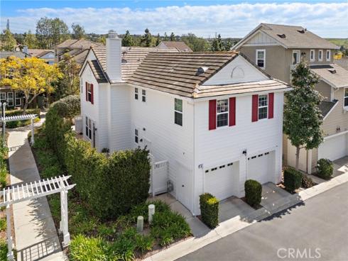 8  Earthen   Court, Ladera Ranch, CA