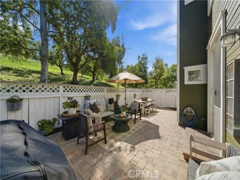 8  Fern Haven Farm  , Ladera Ranch, CA