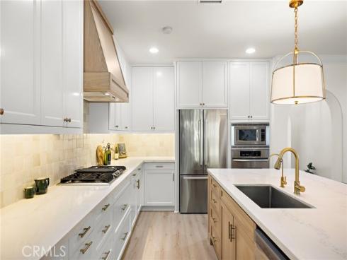 6  Pomegranate  , Ladera Ranch, CA